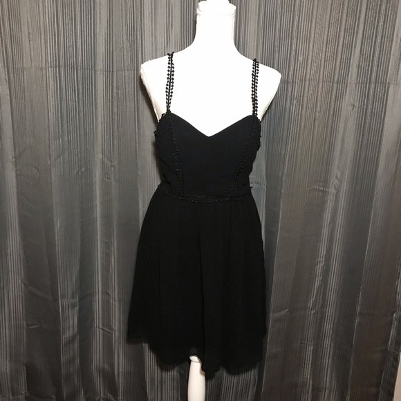 Dress - Picture 3 of 8